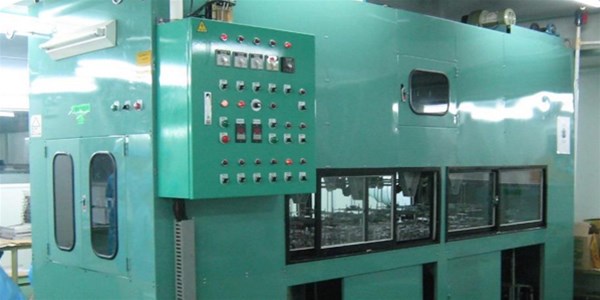 溶剂性清洗机的清洗效果受以下哪些因素的影响