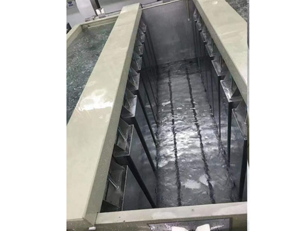 表面处理生产线制作现场